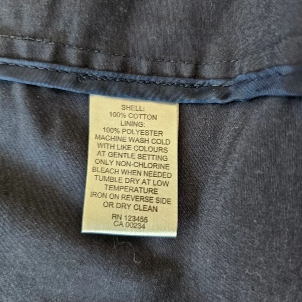 Hudson North Navy Blue Jacket. Size Medium. Excellent Condition!